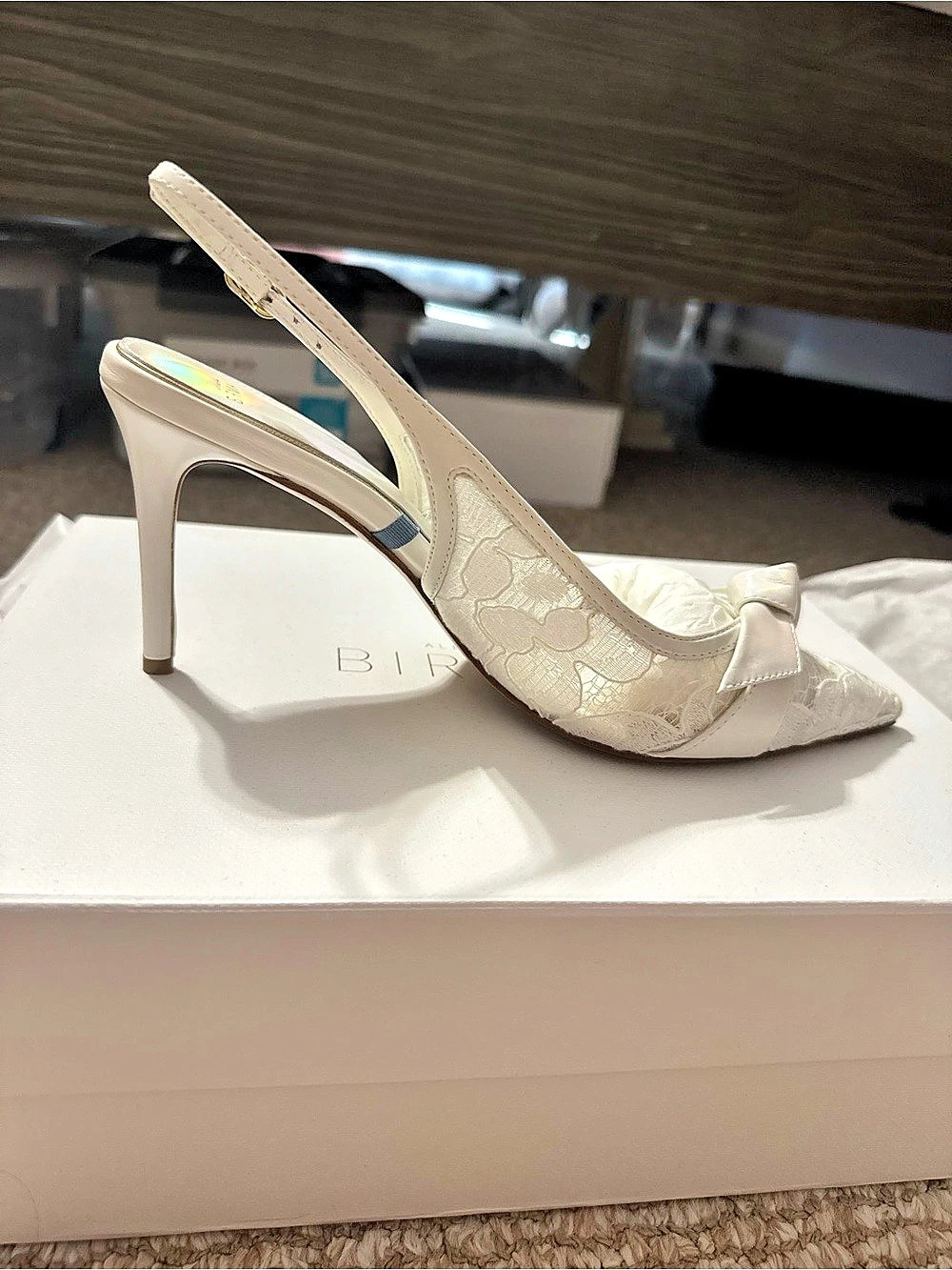 Alexandre Birman CLARITA CLASSIC SLINGBACK 85 PIZZO OFF WHITE BRAND NEW. Size 8